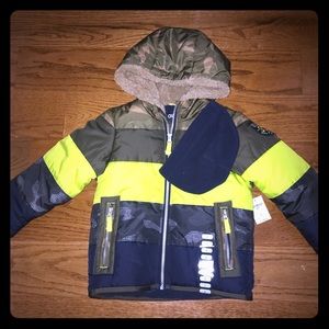 NWT Osh Kosh Boys Jacket Size 5